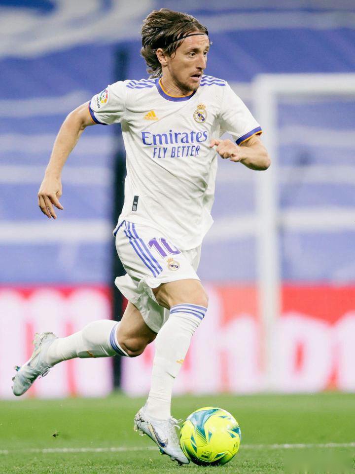 FIFA公布年度最佳候选：登贝莱、姆巴佩、凯恩在列